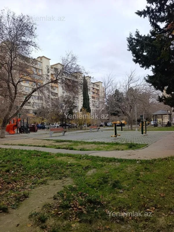 Satılır 3 otaqlı köhnə tikili 85 m²