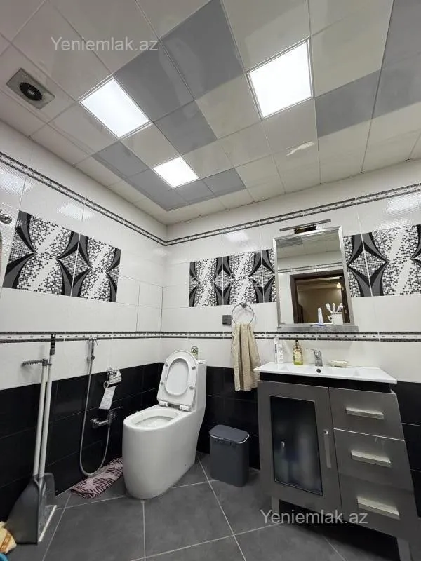 Satılır 2 otaqlı yeni tikili 110 m²