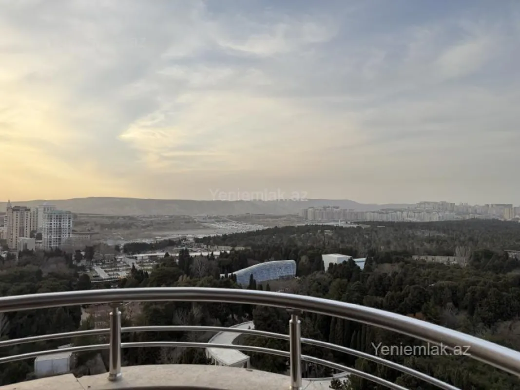 Satılır 2 otaqlı yeni tikili 110 m²