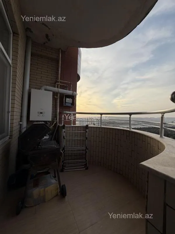 Satılır 2 otaqlı yeni tikili 110 m²