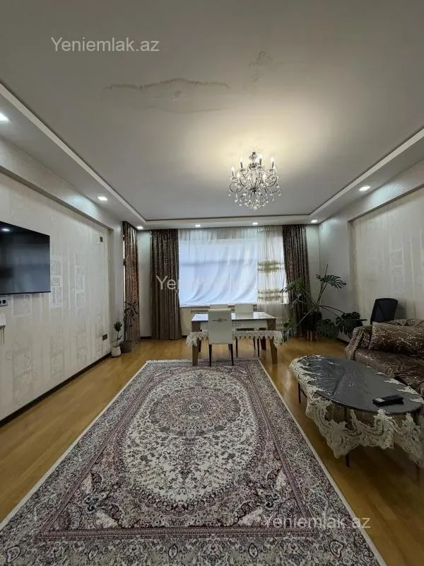 Satılır 2 otaqlı yeni tikili 110 m²