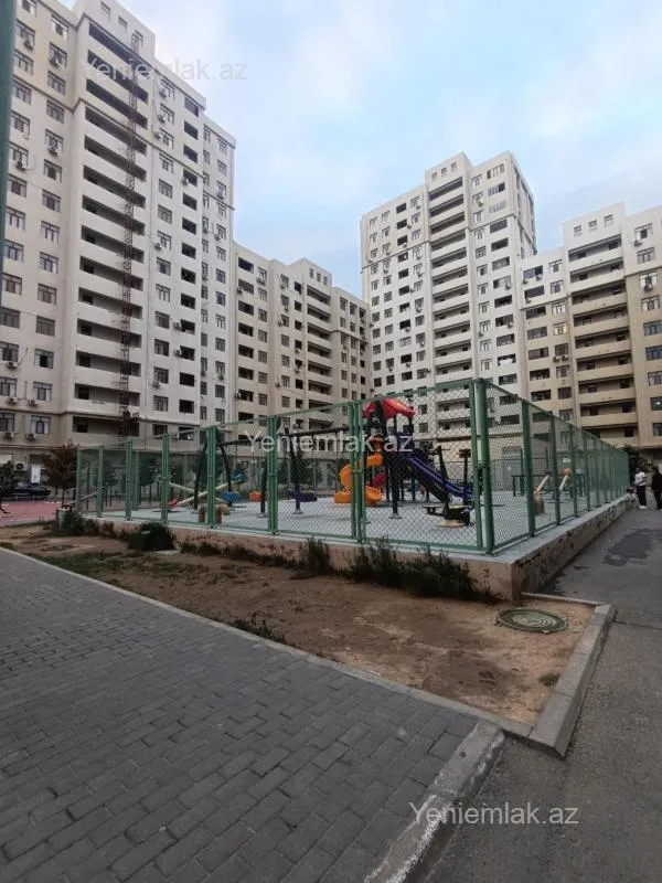 Satılır 2 otaqlı yeni tikili 50 m²