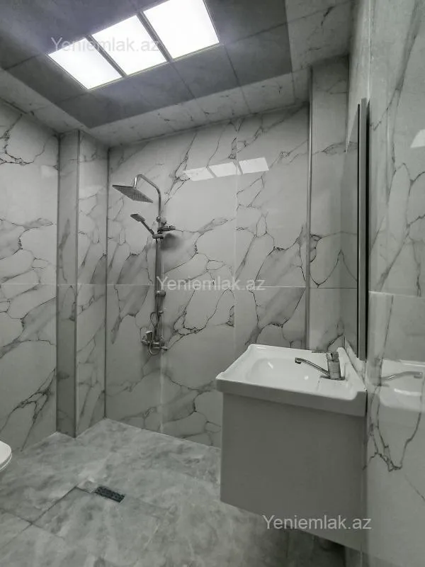 Satılır 2 otaqlı yeni tikili 50 m²