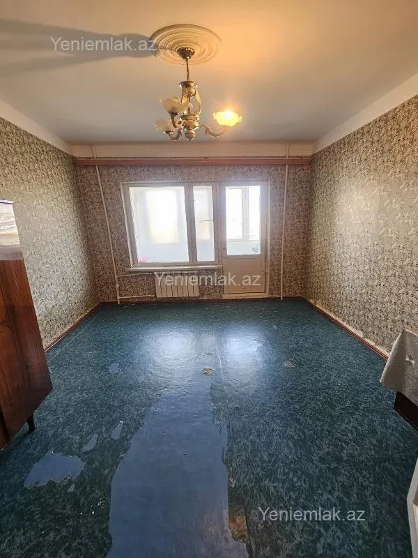 Satılır 1 otaqlı köhnə tikili 45 m²
