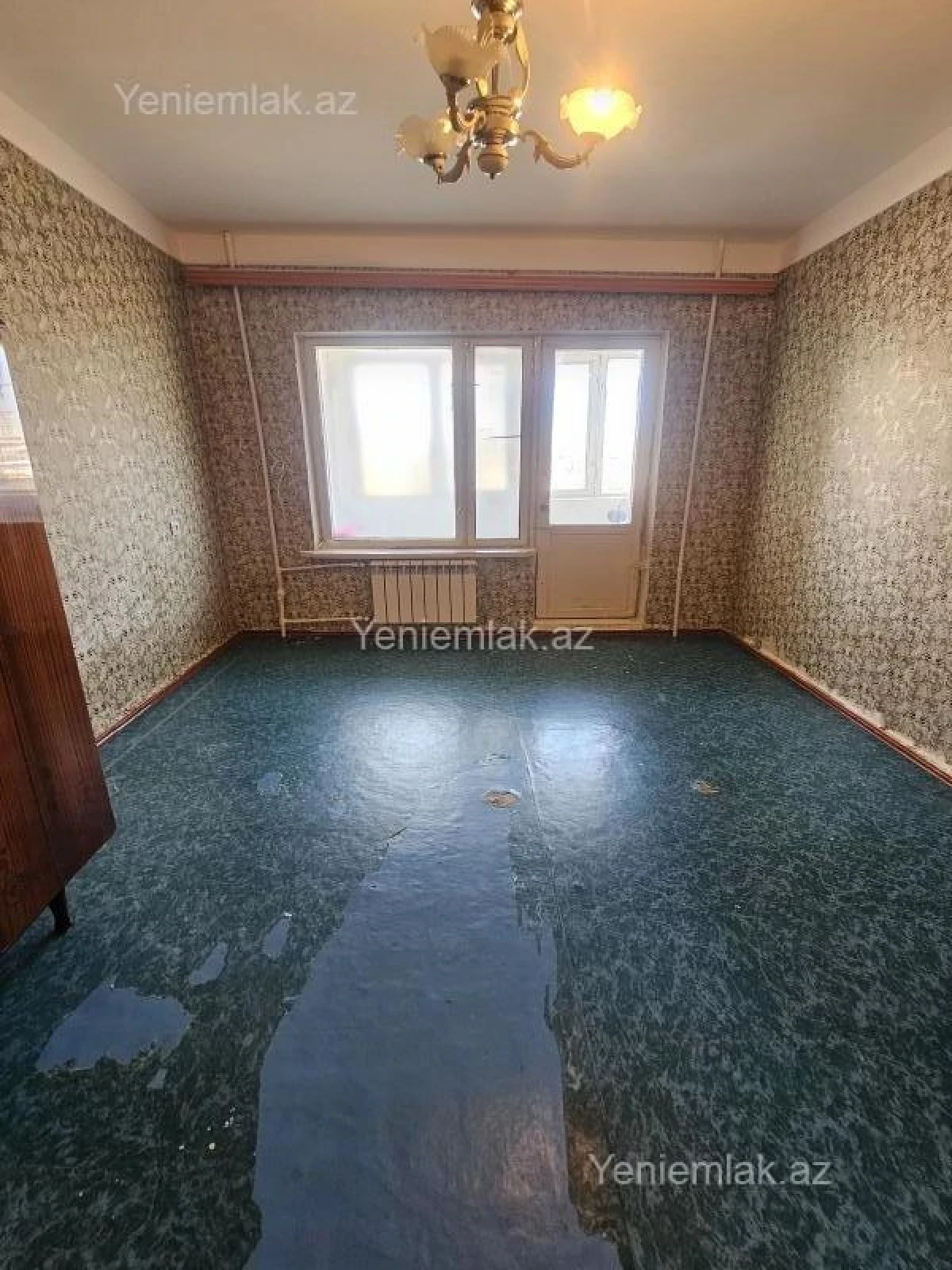 Satılır 1 otaqlı köhnə tikili 45 m²