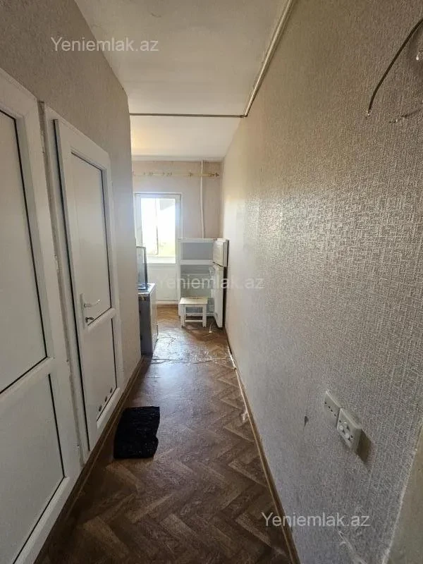 Satılır 1 otaqlı köhnə tikili 45 m²