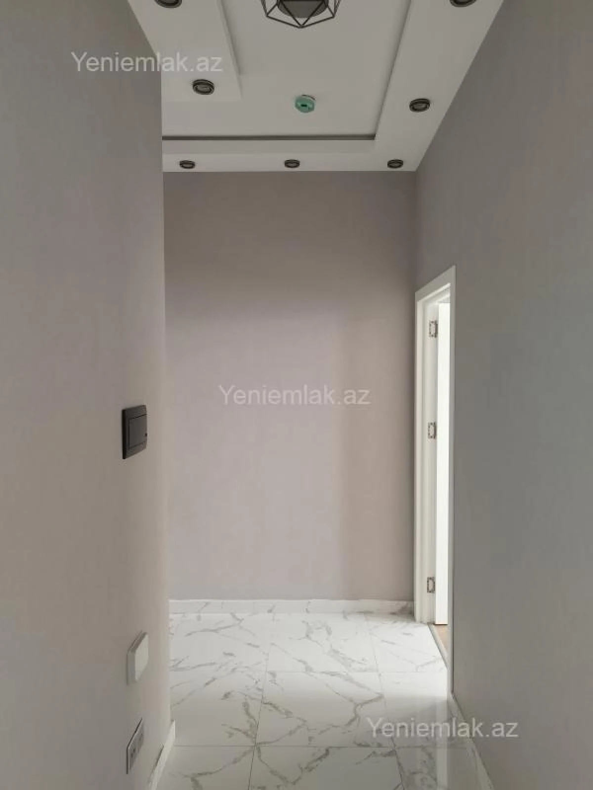 Satılır 3 otaqlı yeni tikili 89 m²