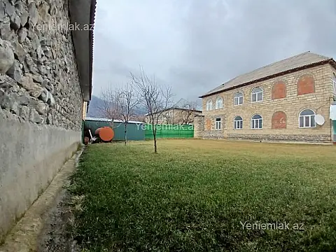 Satılır 5 otaqlı həyət evi 200 m² — Qəbələ 5 otaq 200.00 m²