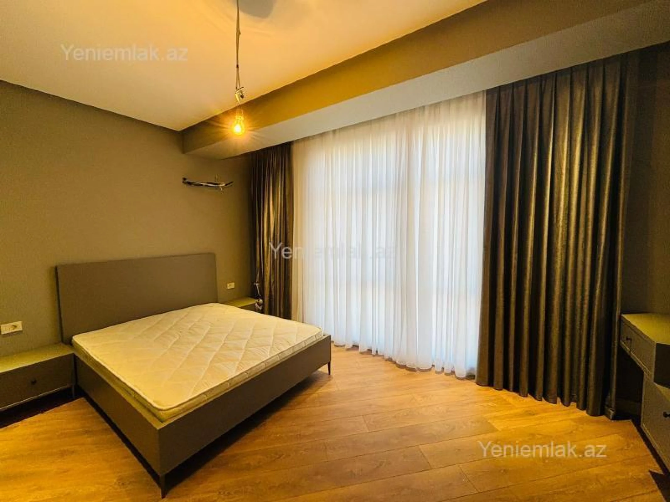 Satılır 3 otaqlı yeni tikili 127 m²