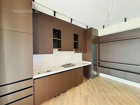 Satılır 3 otaqlı yeni tikili 127 m²