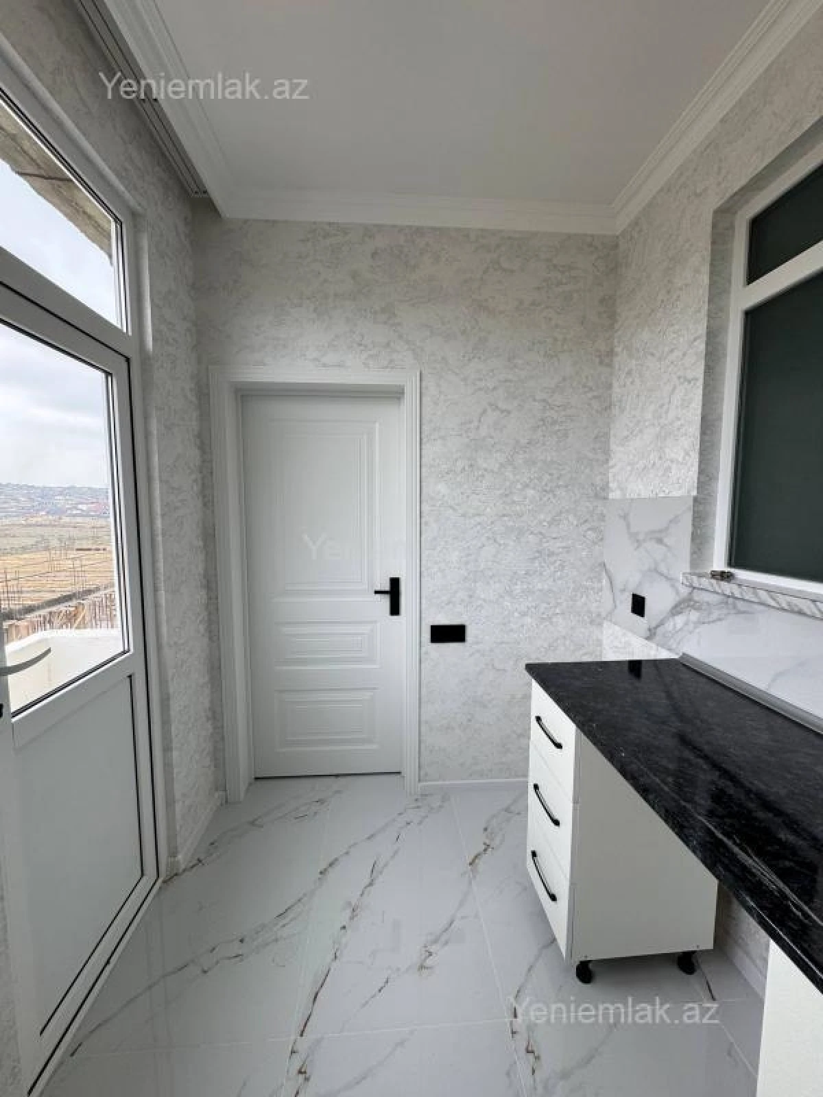 Satılır 3 otaqlı yeni tikili 58 m²