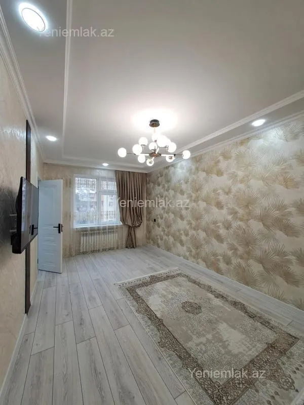 Satılır 2 otaqlı köhnə tikili 50 m²