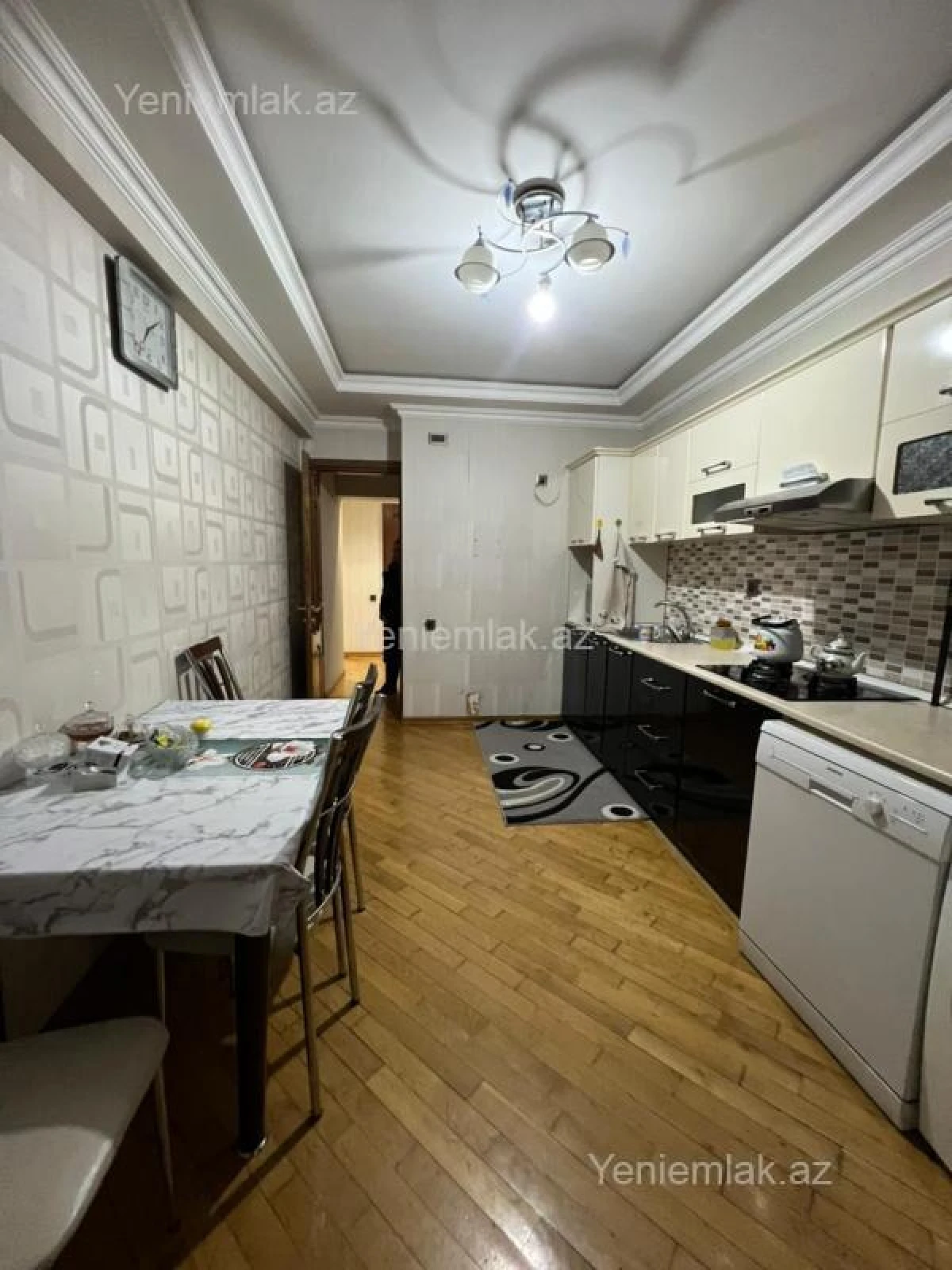 Satılır 3 otaqlı yeni tikili 112 m²