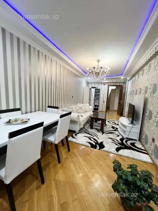 Satılır 3 otaqlı yeni tikili 112 m²