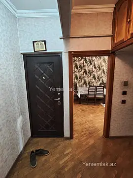 Satılır 3 otaqlı köhnə tikili 60 m²