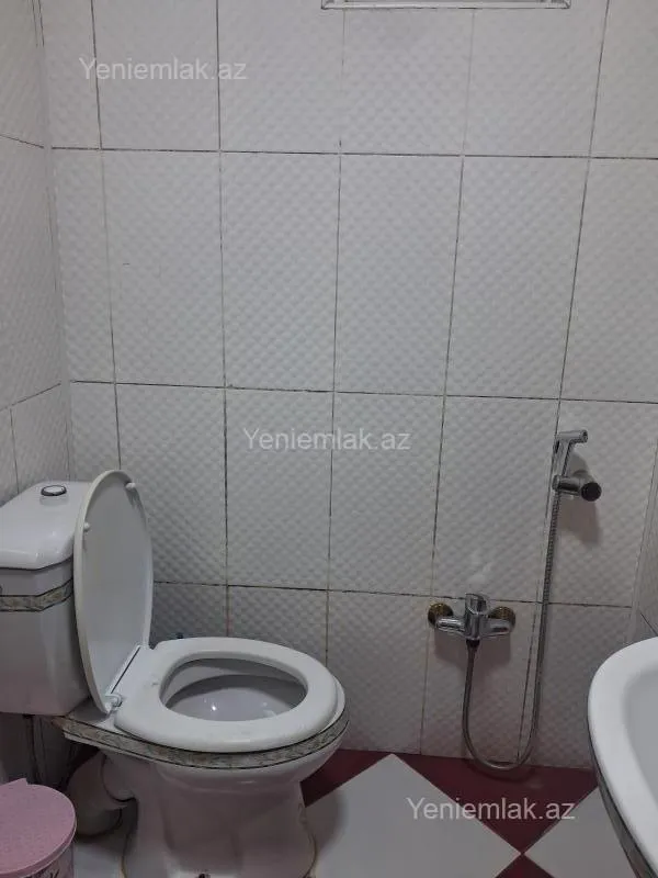 Satılır 4 otaqlı həyət evi 125 m²