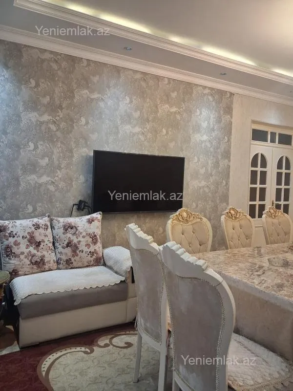 Satılır 4 otaqlı həyət evi 125 m²