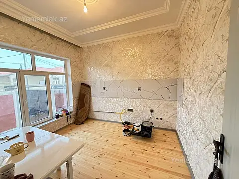 Satılır 3 otaqlı həyət evi 100 m²