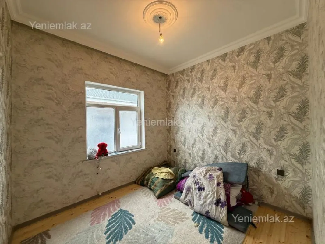 Satılır 3 otaqlı həyət evi 100 m²