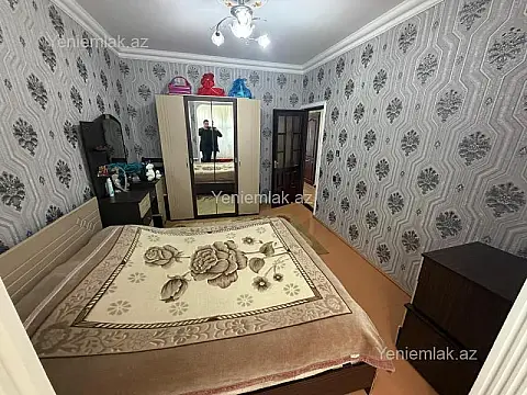 Satılır 3 otaqlı köhnə tikili 75 m²