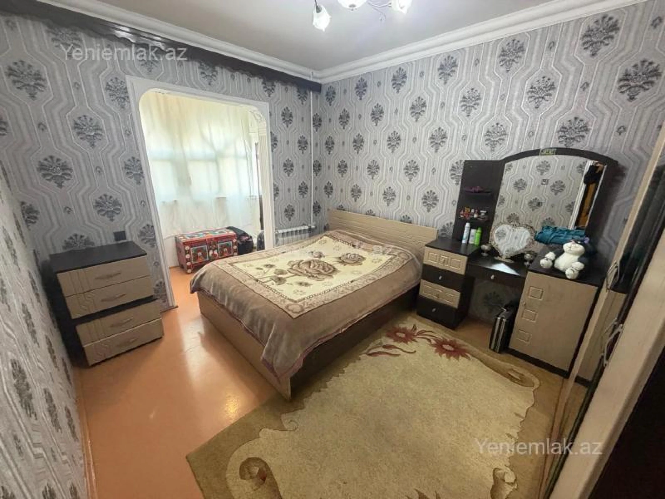 Satılır 3 otaqlı köhnə tikili 75 m²