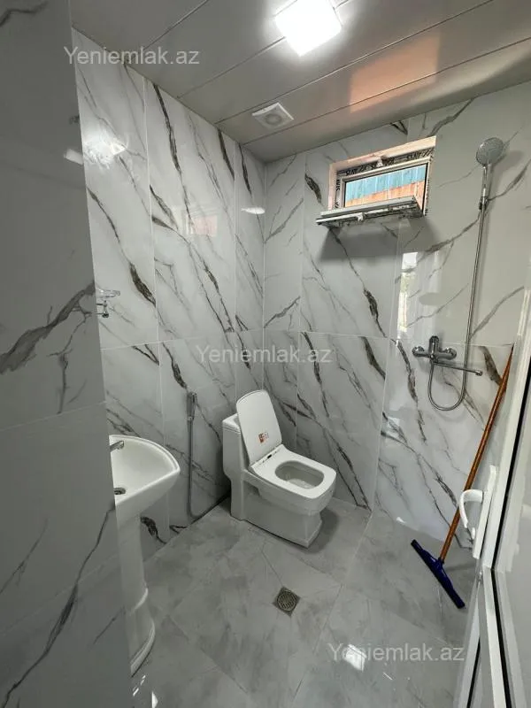 Satılır 4 otaqlı həyət evi 94 m²