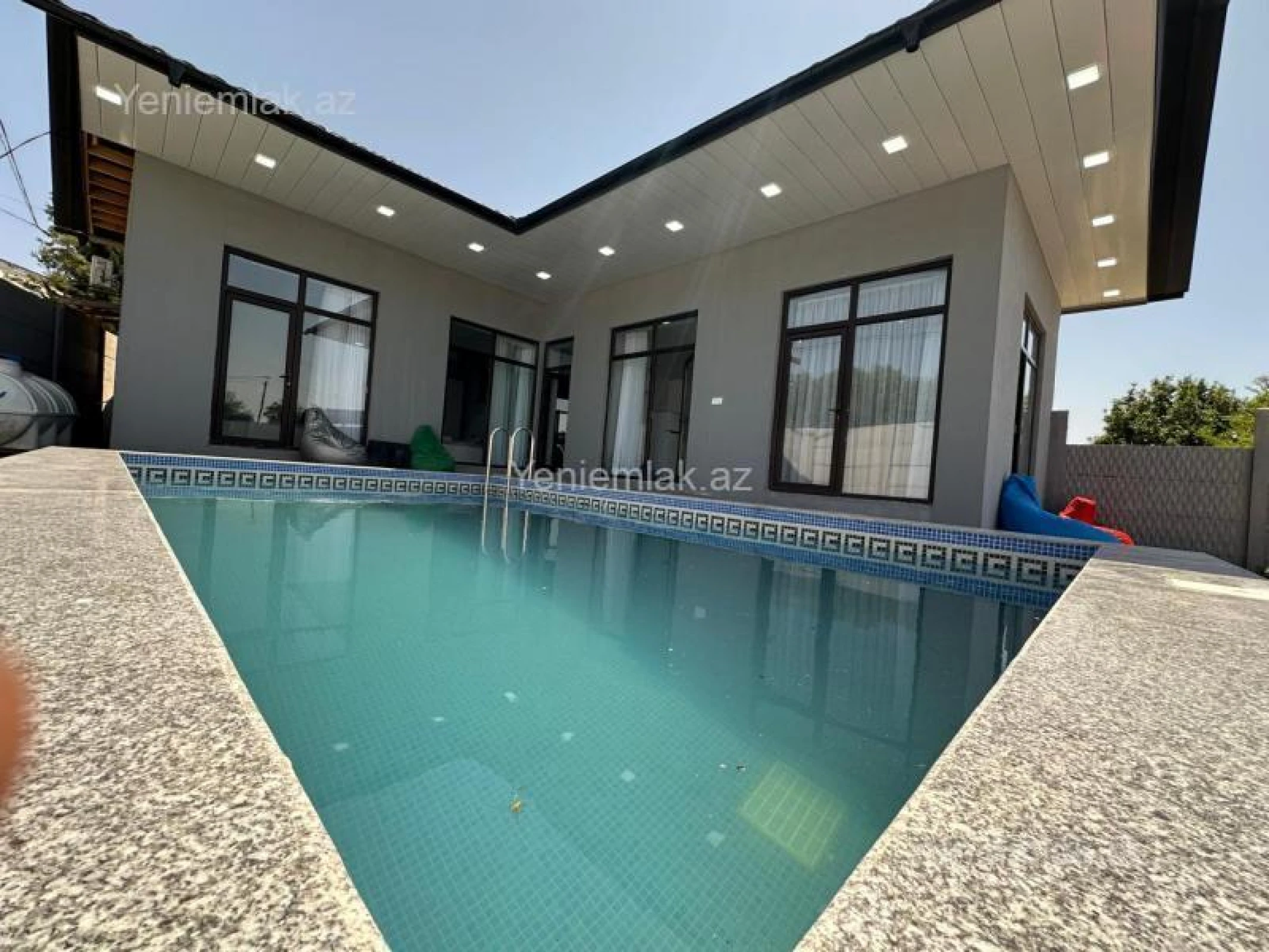 Satılır 4 otaqlı həyət evi 94 m²