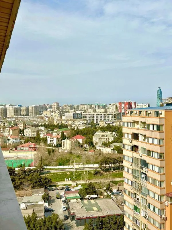 Satılır 3 otaqlı yeni tikili 101 m²