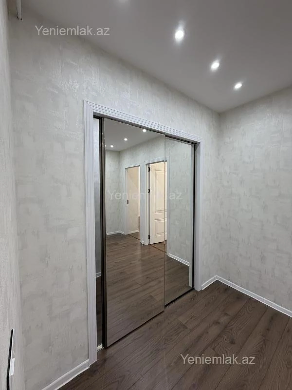 Satılır 3 otaqlı köhnə tikili 62 m²