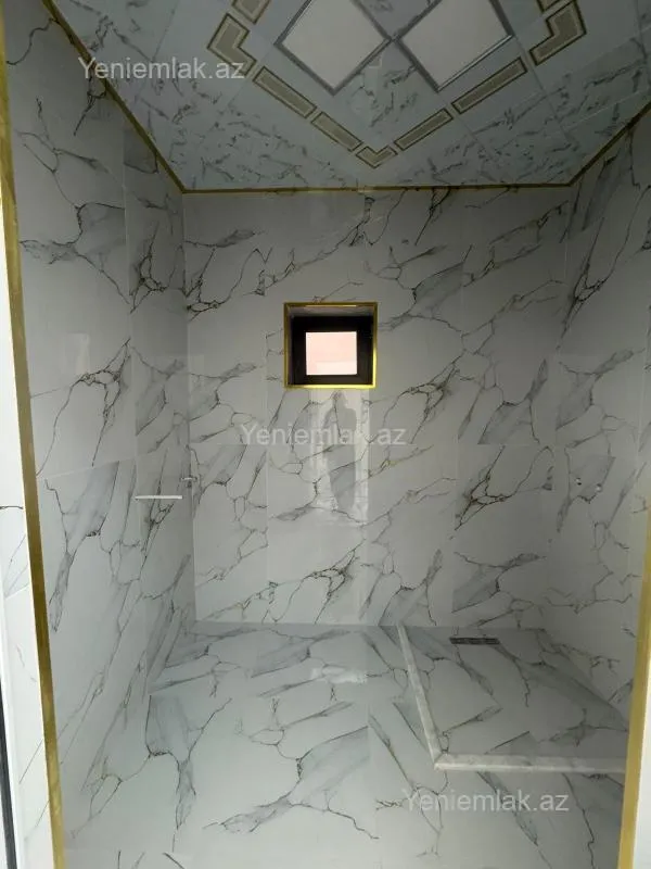 Satılır 6 otaqlı həyət evi 330 m²