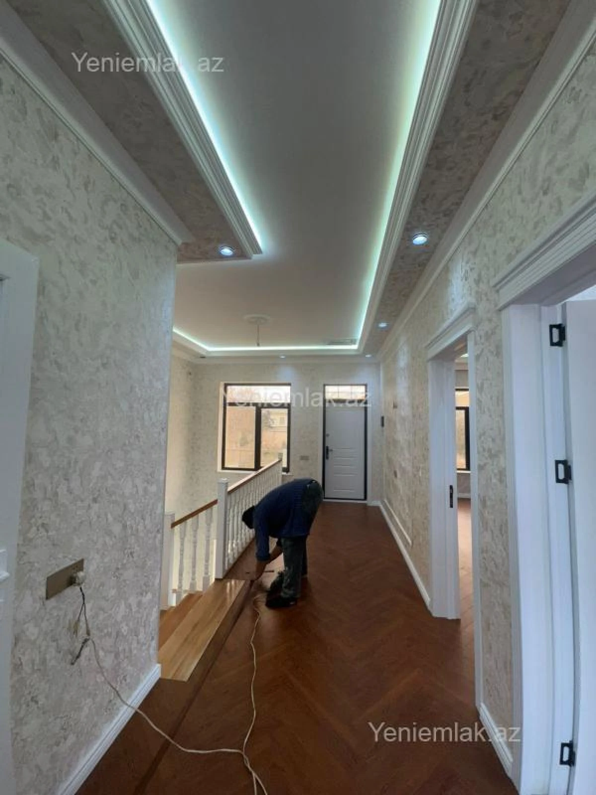 Satılır 6 otaqlı həyət evi 330 m²