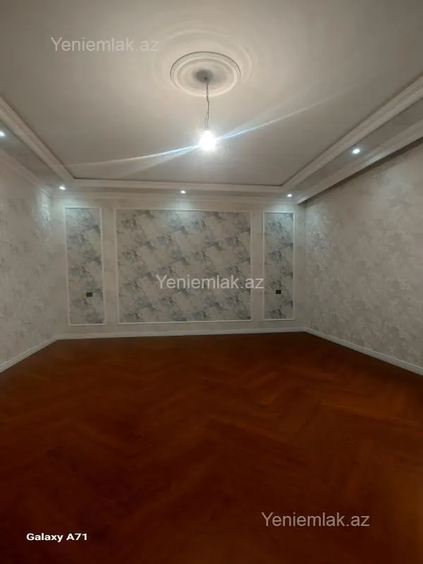Satılır 6 otaqlı həyət evi 335 m²