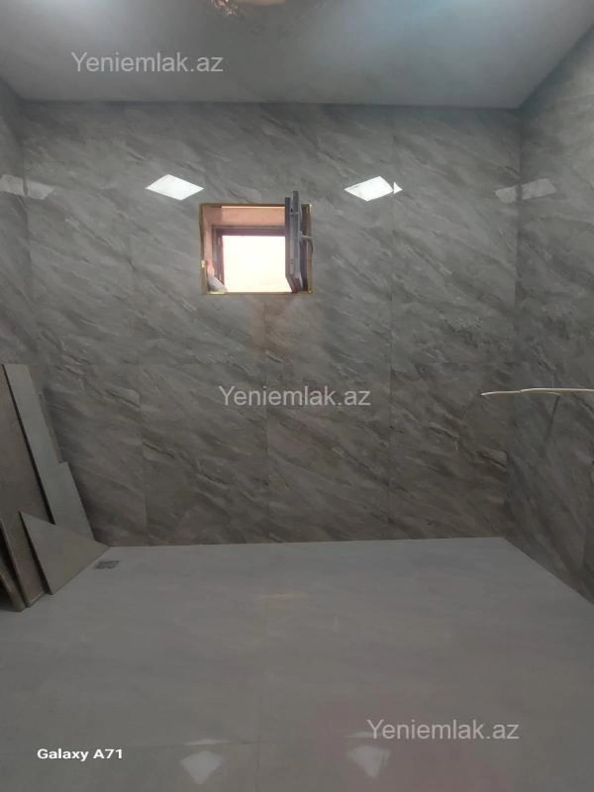 Satılır 6 otaqlı həyət evi 335 m²