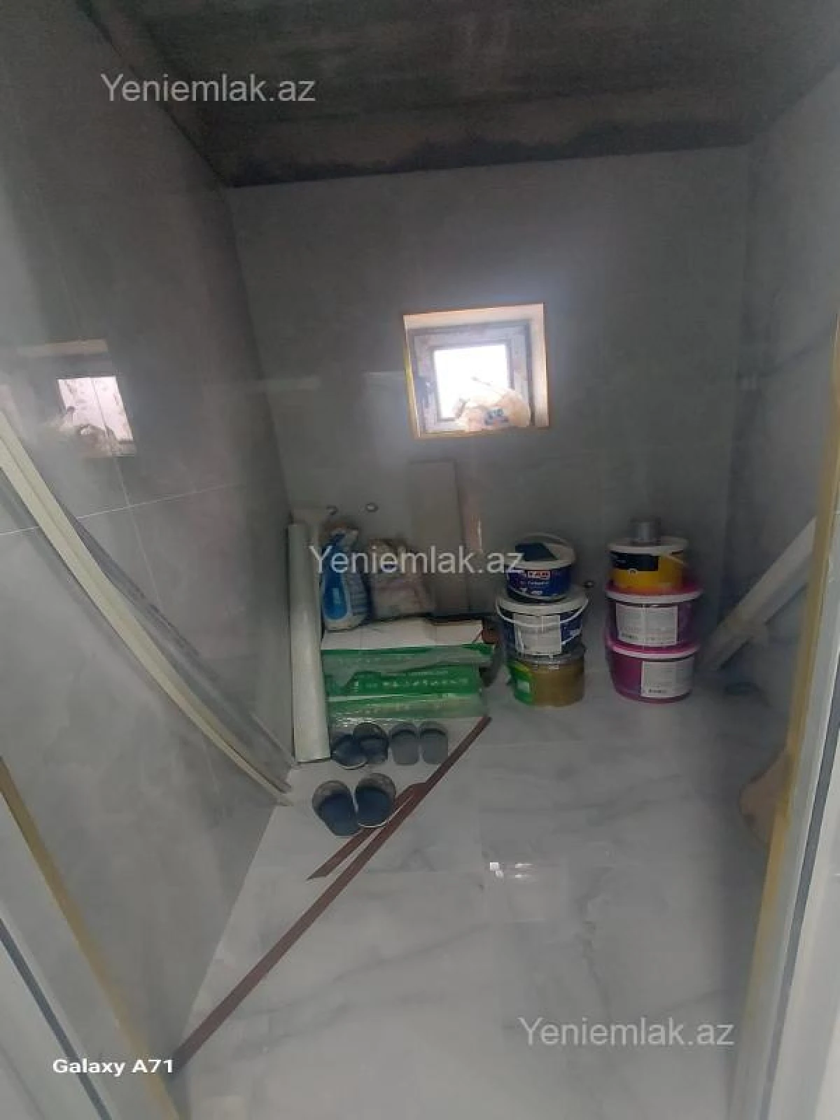 Satılır 6 otaqlı həyət evi 335 m²