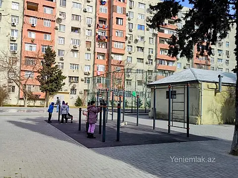 Satılır 2 otaqlı köhnə tikili 50 m²