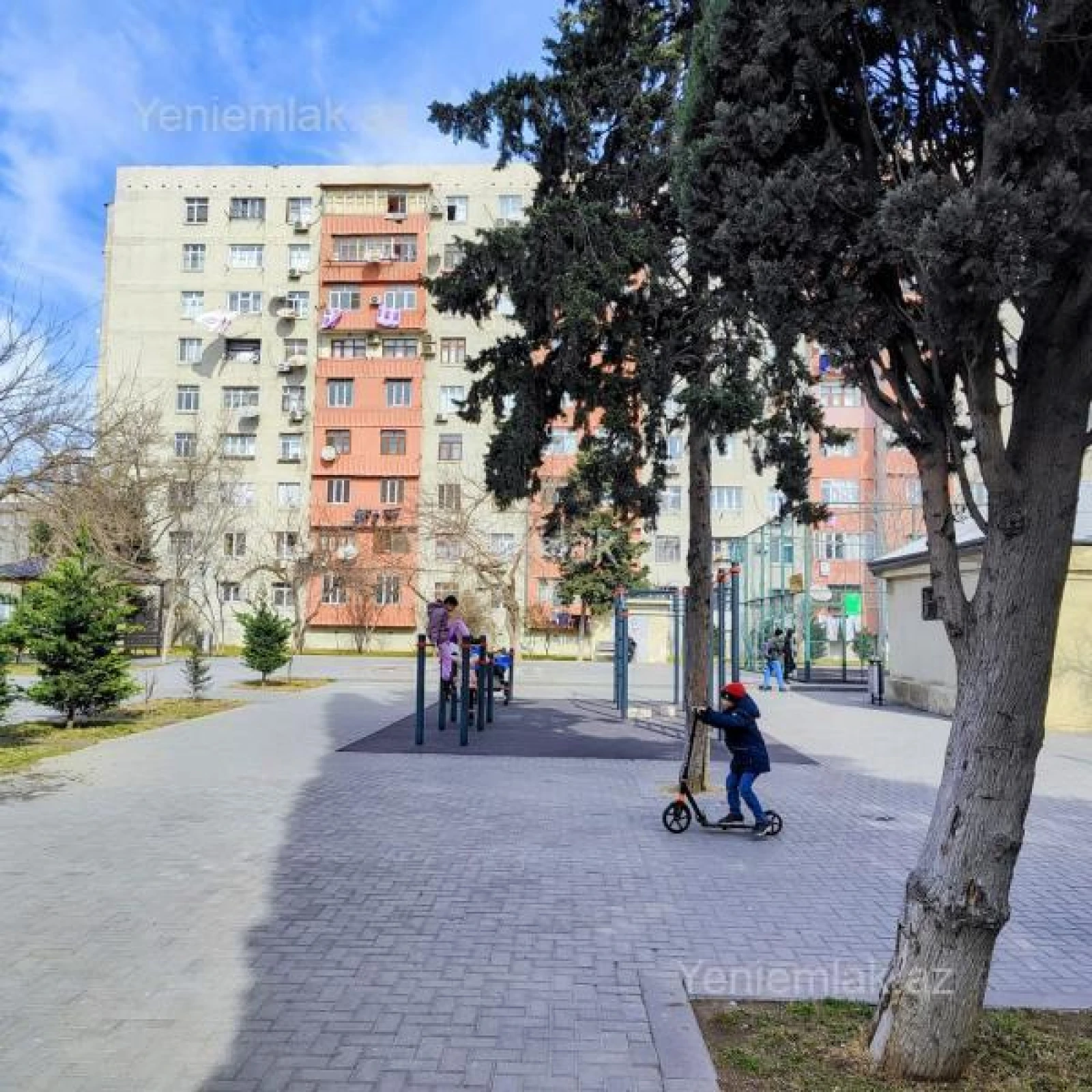 Satılır 2 otaqlı köhnə tikili 50 m²