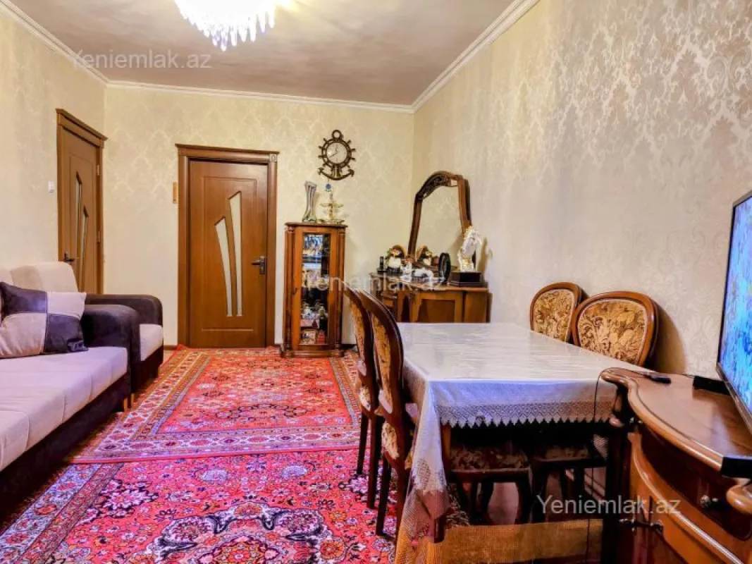 Satılır 2 otaqlı köhnə tikili 50 m²