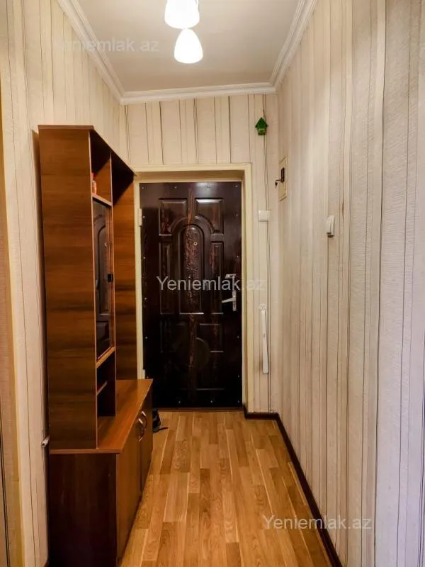 Satılır 2 otaqlı köhnə tikili 50 m²