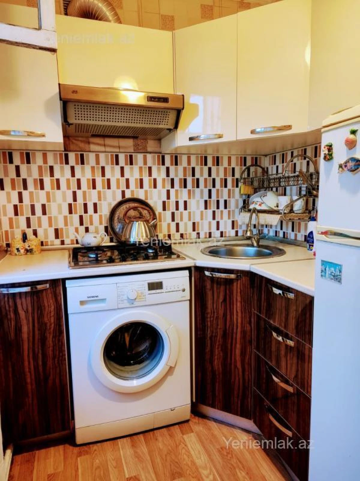 Satılır 2 otaqlı köhnə tikili 50 m²