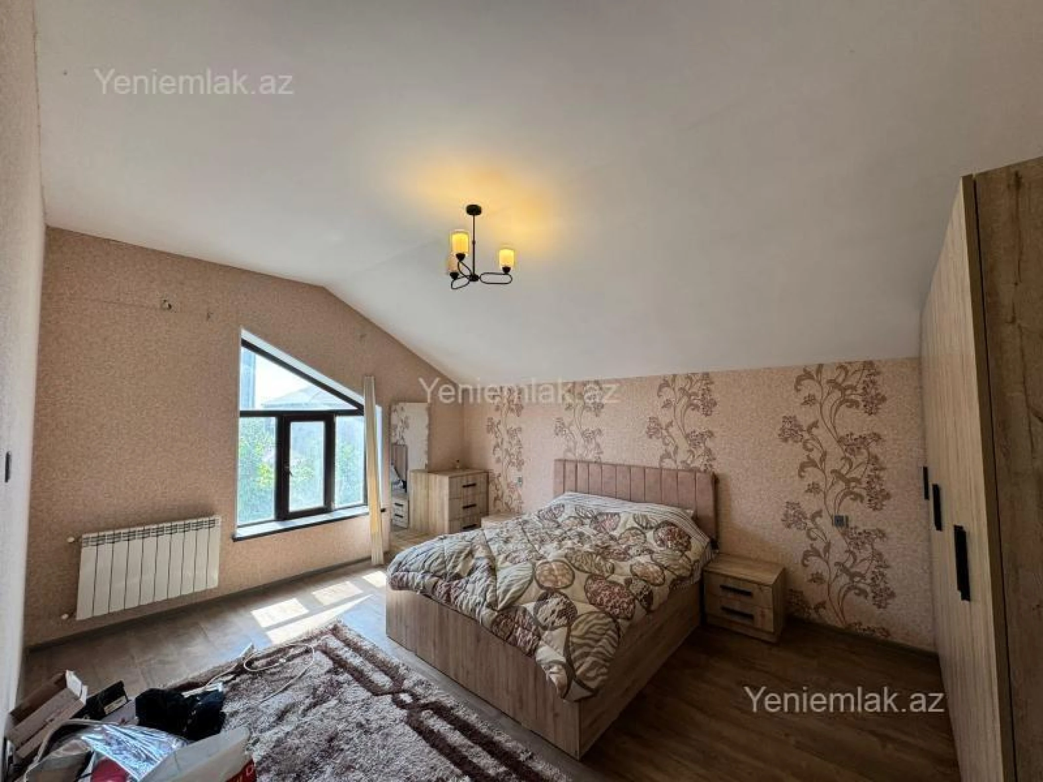 Satılır 4 otaqlı həyət evi 160 m²