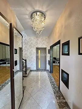 Satılır 4 otaqlı həyət evi 160 m²