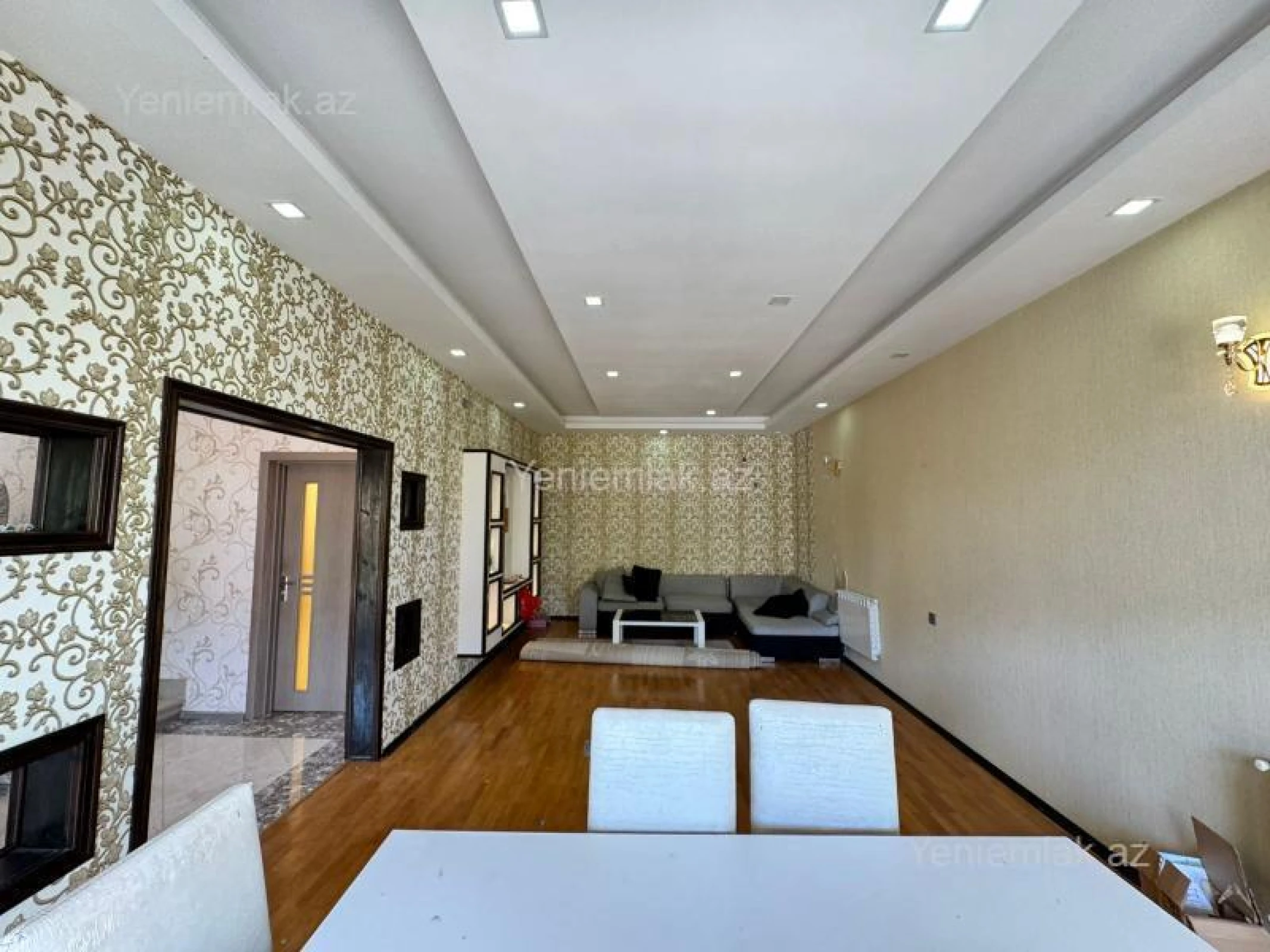Satılır 4 otaqlı həyət evi 160 m²