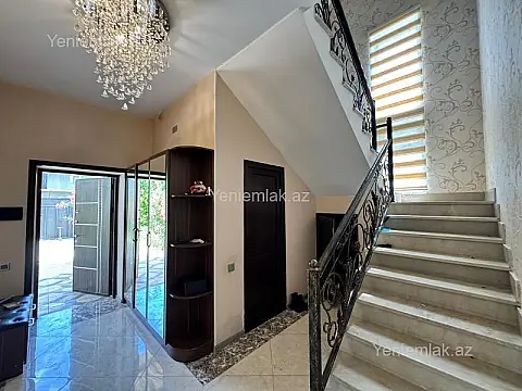 Satılır 4 otaqlı həyət evi 160 m²