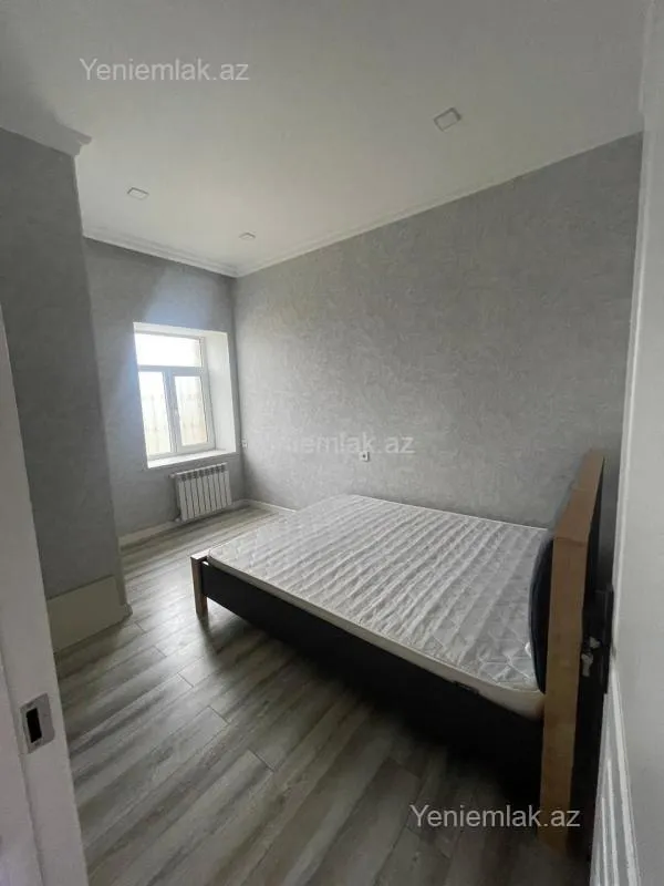 Satılır 4 otaqlı həyət evi 100 m²