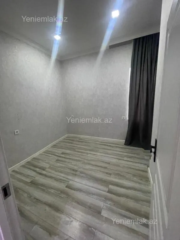 Satılır 4 otaqlı həyət evi 100 m²