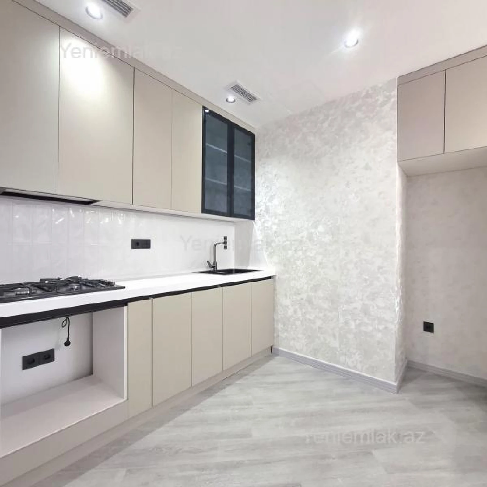 Satılır 2 otaqlı yeni tikili 63 m²