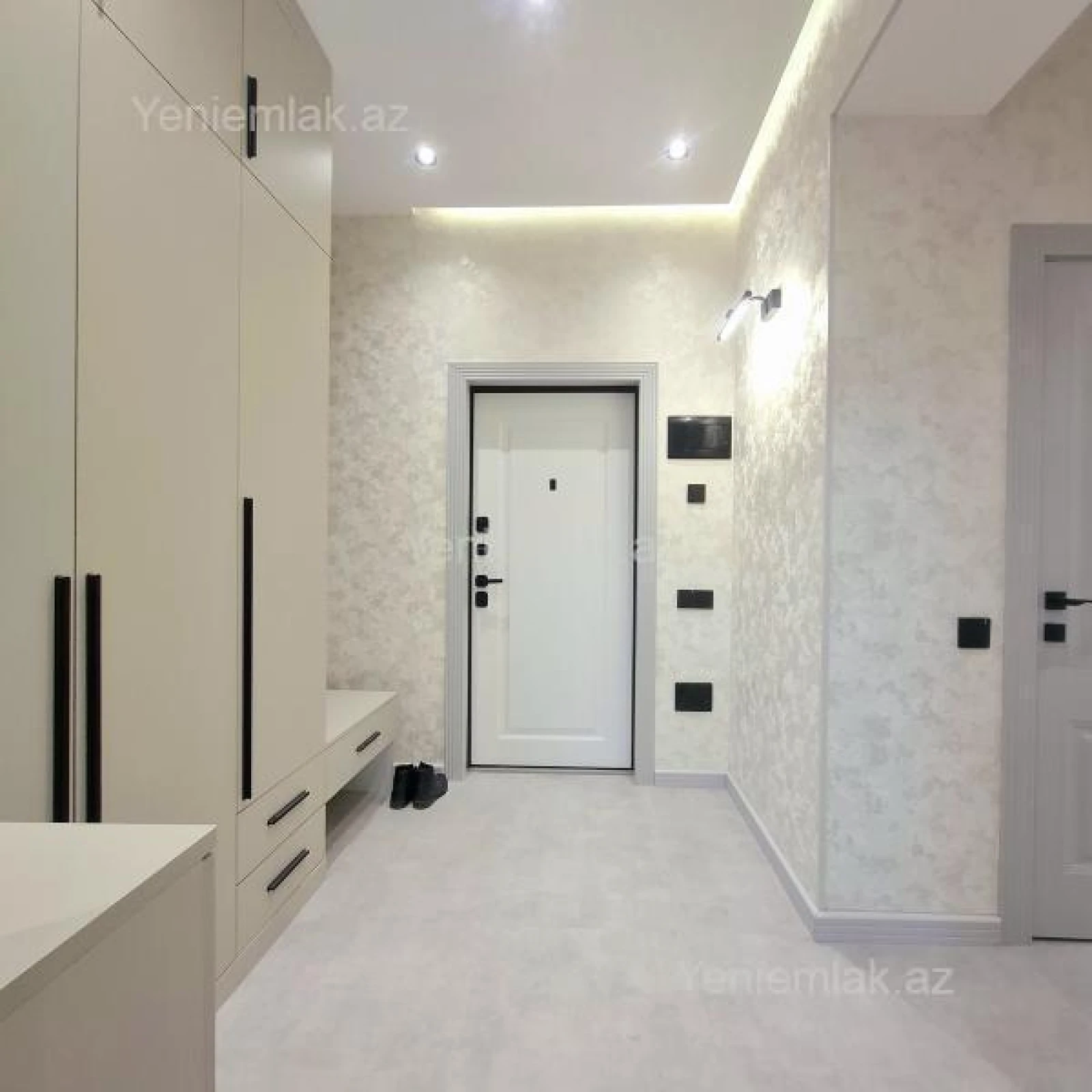 Satılır 2 otaqlı yeni tikili 63 m²