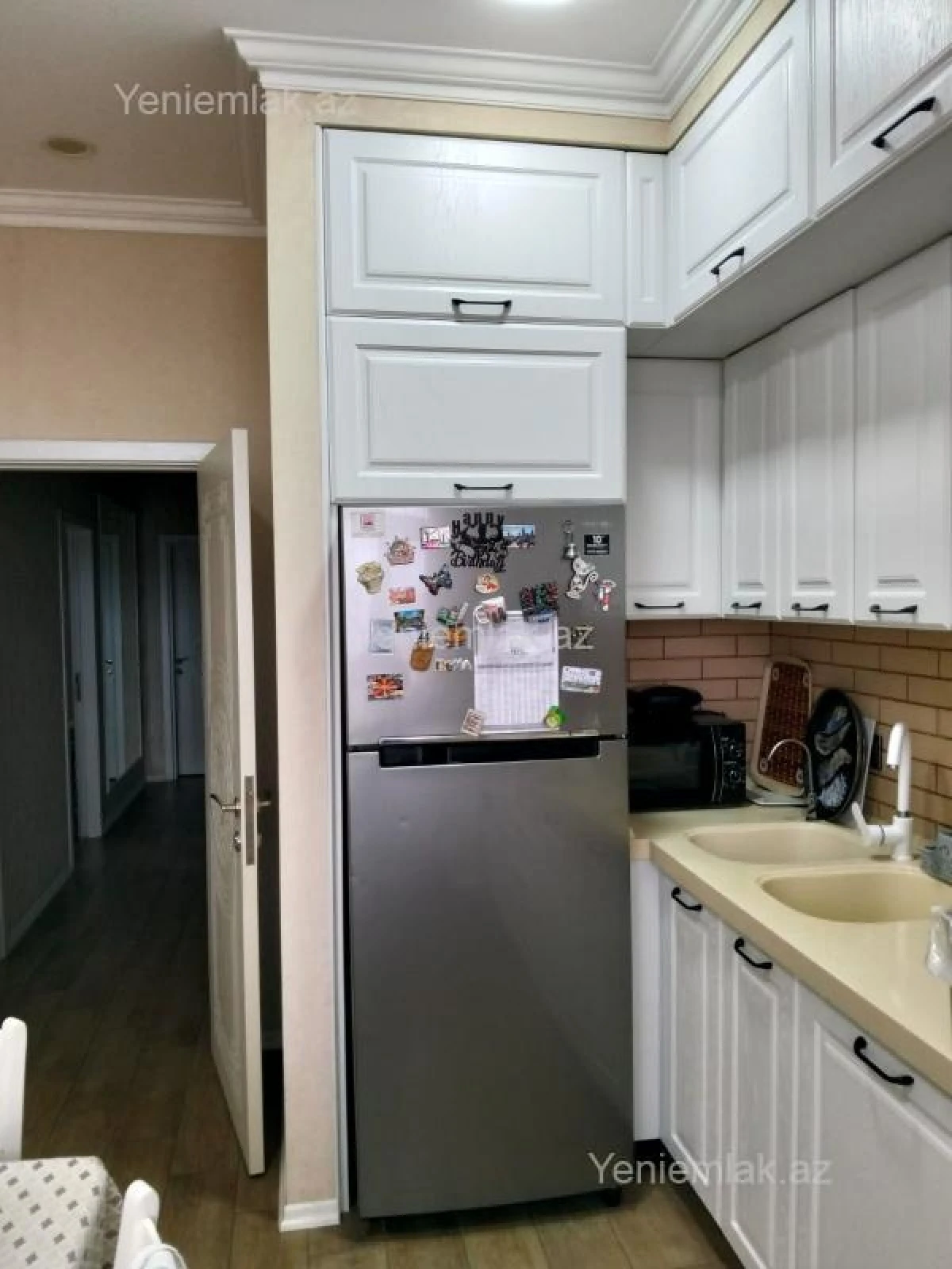 Satılır 3 otaqlı yeni tikili 137 m²