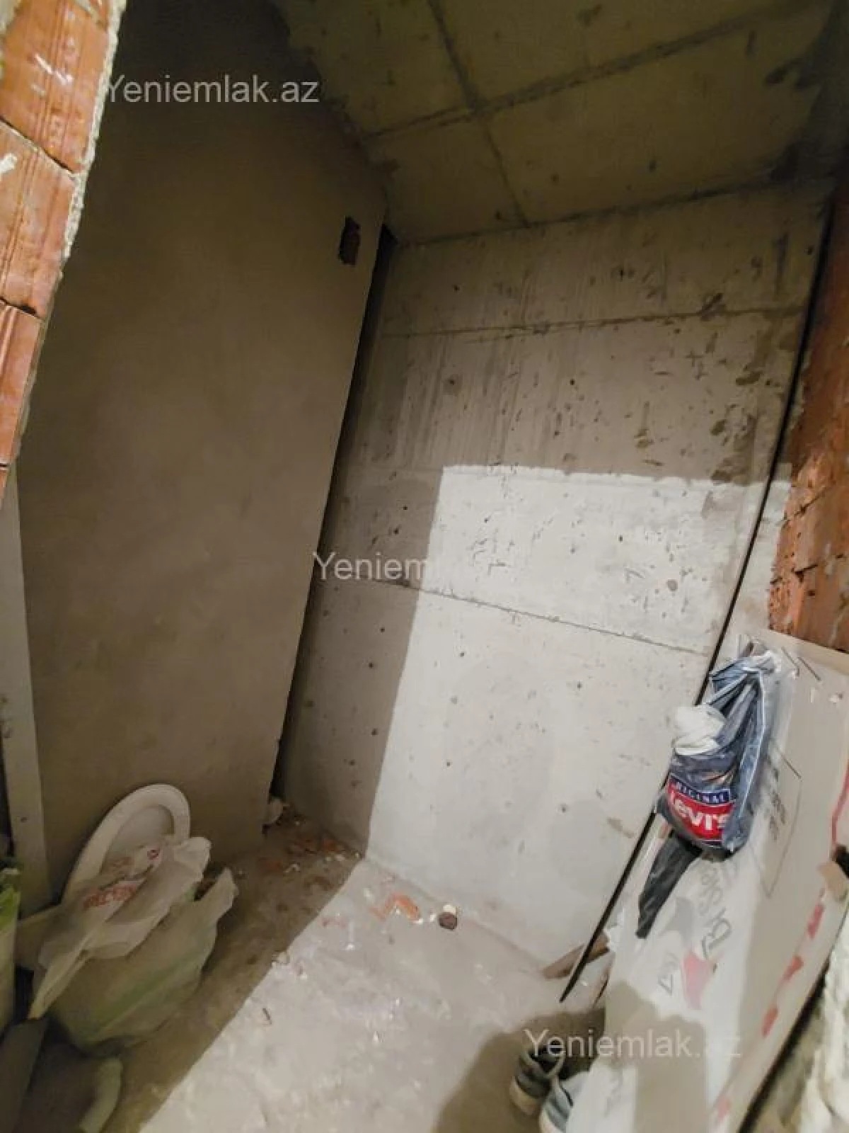 Satılır 2 otaqlı yeni tikili 61 m²