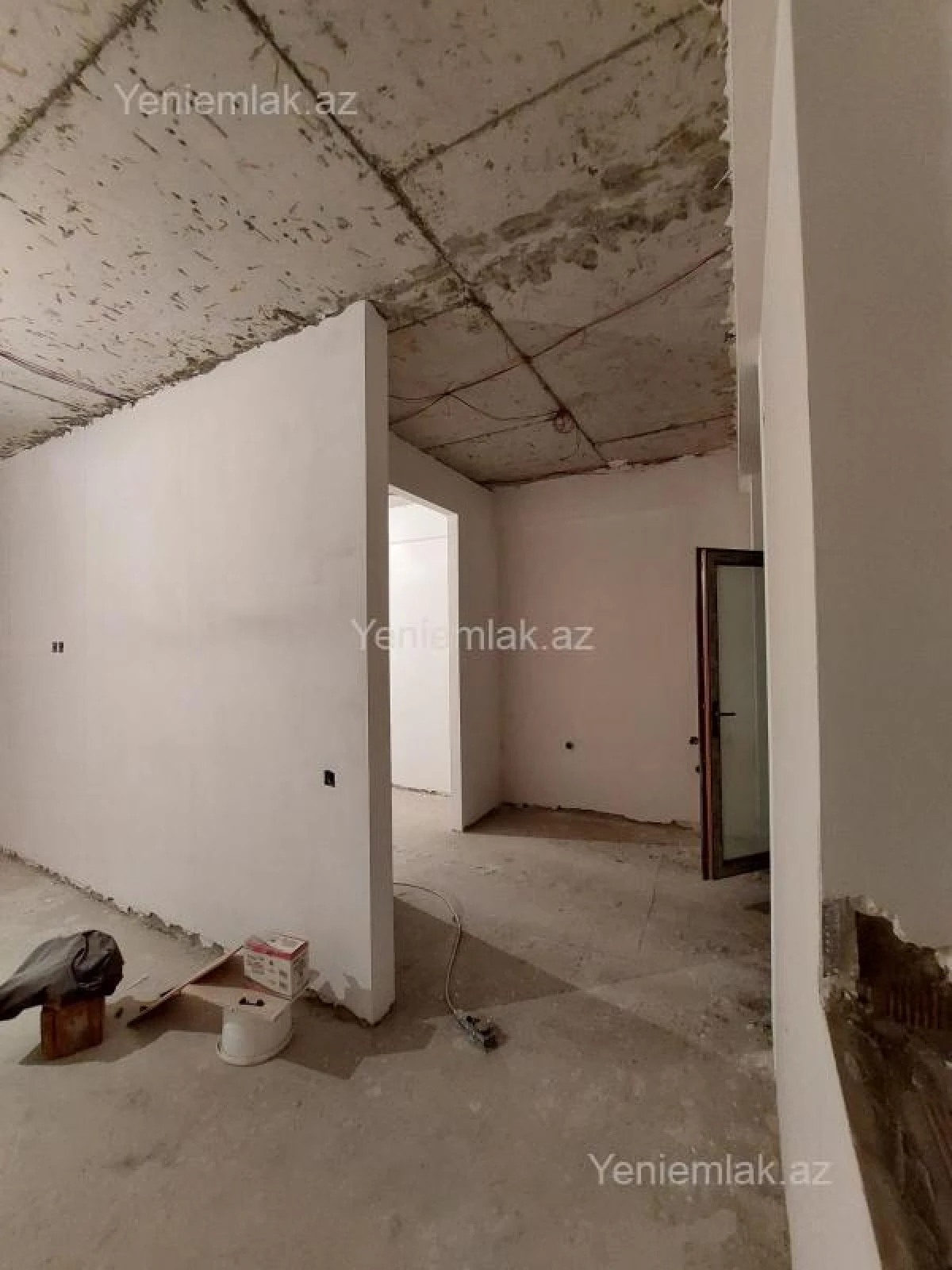 Satılır 2 otaqlı yeni tikili 61 m²